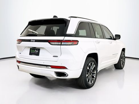 Used 2022 Jeep Grand Cherokee Overland w/ Advanced Protech Group III AWD/4WD image 9