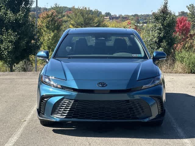 Used 2025 Toyota Camry SE w/ Convenience Package FWD image 29