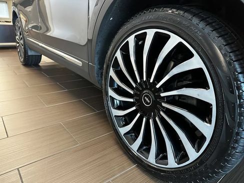 Certified 2022 Lincoln Nautilus Black Label w/ Cargo Utility Package AWD/4WD image 10