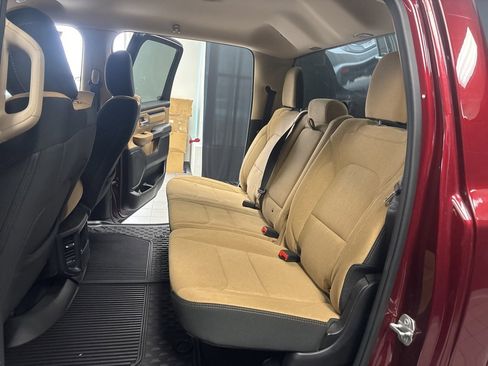 Used 2021 RAM 1500 Big Horn image 25