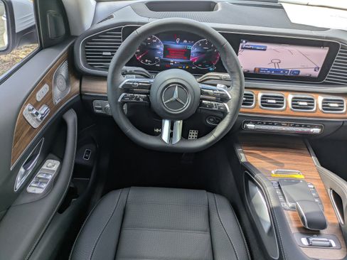 New 2026 Mercedes-Benz GLS 450 4MATIC image 20