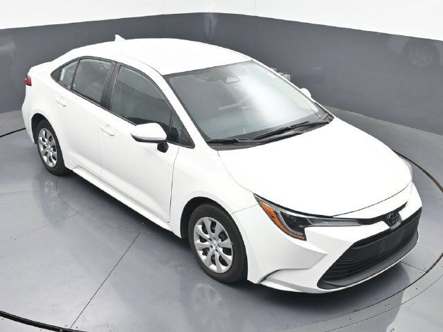 Used 2025 Toyota Corolla LE FWD image 37