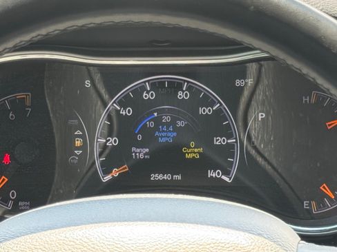 Used 2021 Jeep Grand Cherokee Laredo X RWD image 14