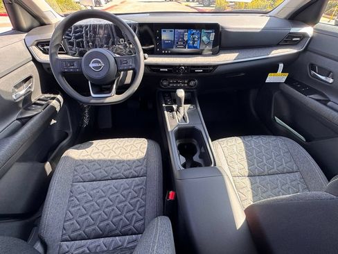 New 2026 Nissan Kicks SV AWD/4WD image 19