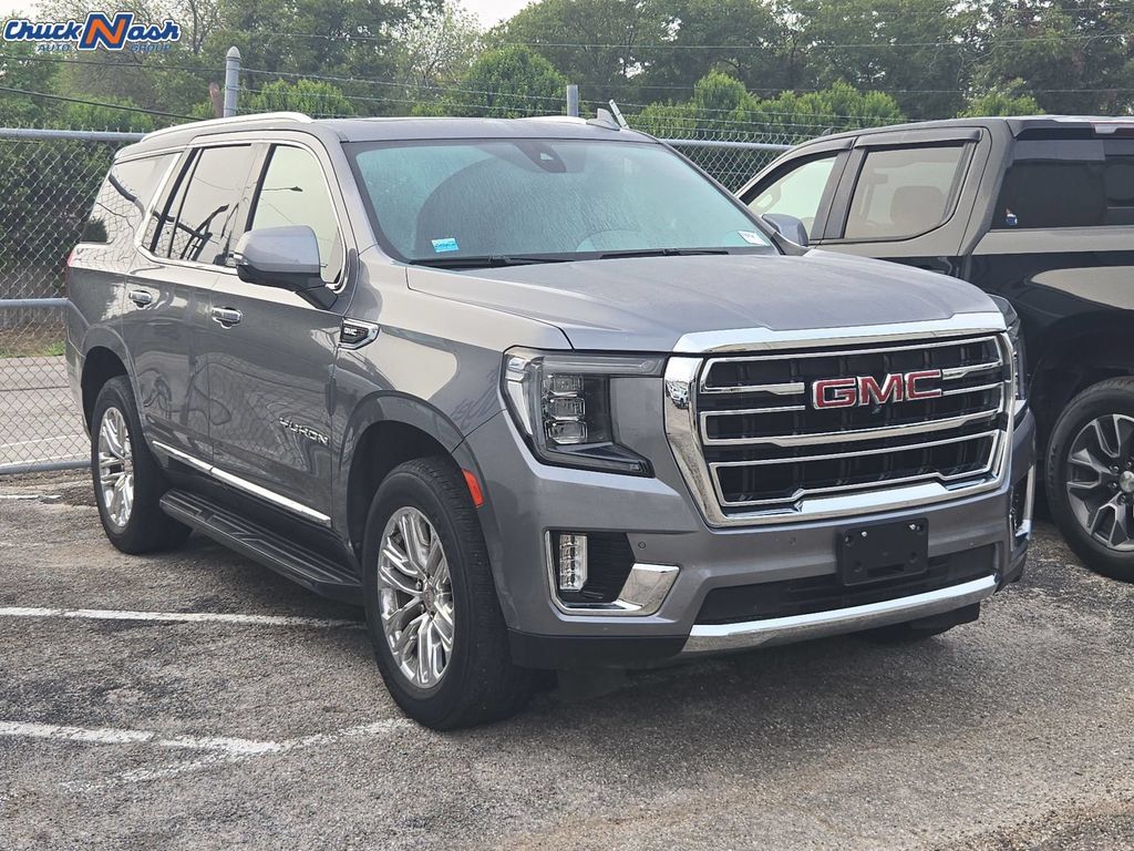 Used 2021 GMC Yukon SLT w/ SLT Premium Package RWD image 1