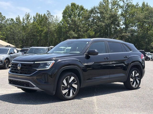 Used 2025 Volkswagen Atlas Cross Sport SE FWD image 12