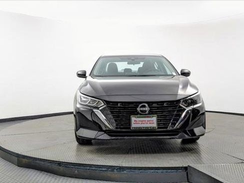 Used 2025 Nissan Sentra SV image 12