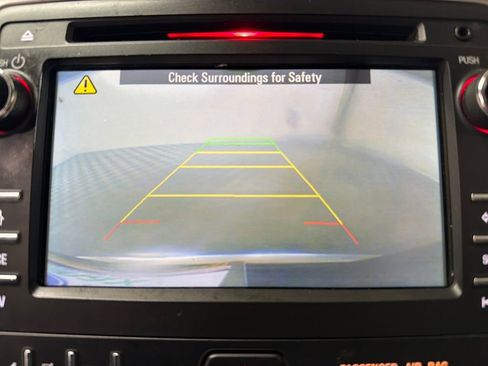 Used 2014 GMC Acadia SLT image 23