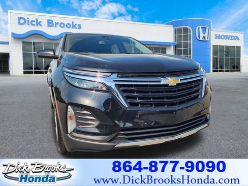 Used 2022 Chevrolet Equinox LT image 1