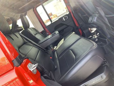 Used 2023 Jeep Wrangler Unlimited Sahara w/ Cold Weather Group image 12