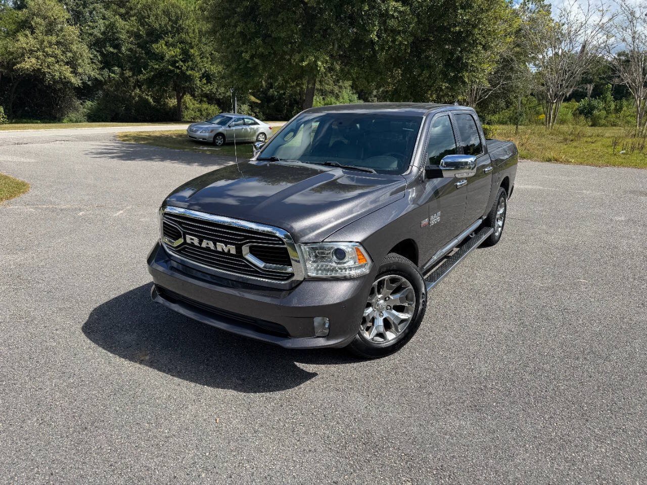 Used 2017 RAM 1500 Limited RWD image 31
