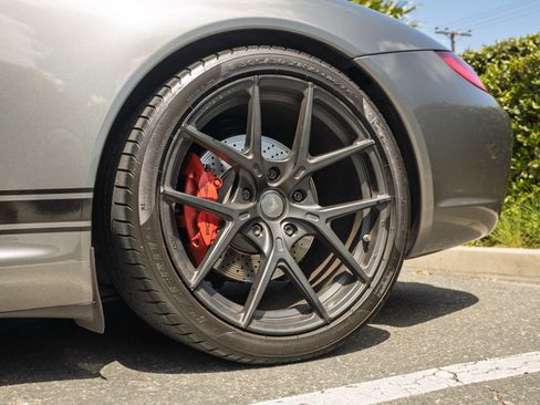 Used 2011 Porsche 911 Carrera RWD image 36