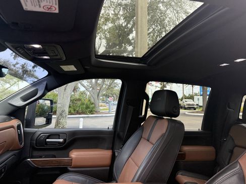 Used 2020 Chevrolet Silverado 2500 High Country w/ Z71 Off-Road Package image 3