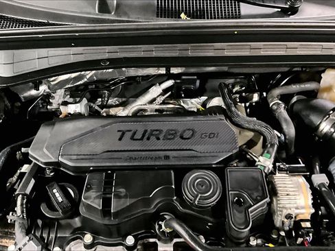 Used 2023 Kia K5 GT-Line image 32