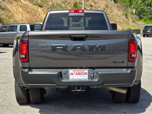 Used 2025 RAM 3500 Tradesman AWD/4WD image 17
