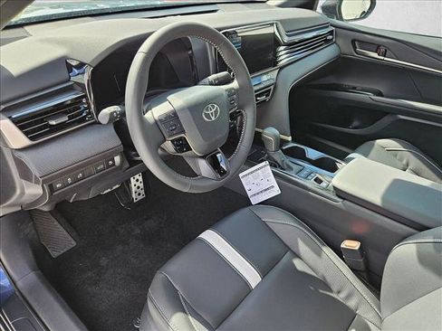 New 2026 Toyota Camry SE FWD image 3