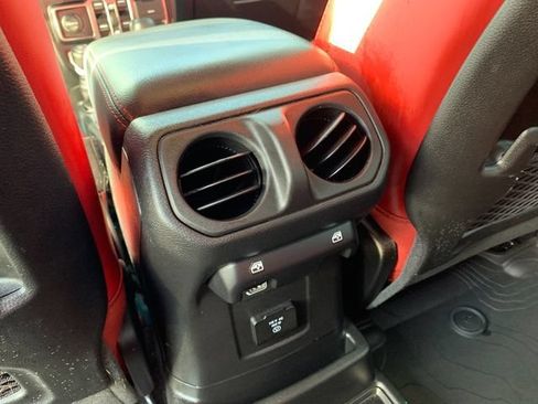 Certified 2024 Jeep Wrangler Unlimited Rubicon 392 w/ Dual Top Group AWD/4WD image 18