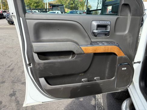 Used 2019 Chevrolet Silverado 2500 LTZ w/ Duramax Plus Package image 21