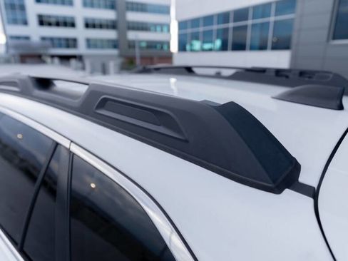 Used 2017 Subaru Outback 3.6R Limited image 5