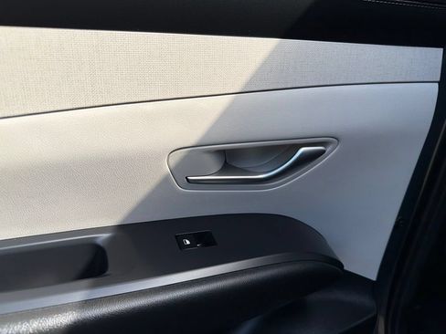Used 2025 Hyundai Tucson SEL FWD image 32