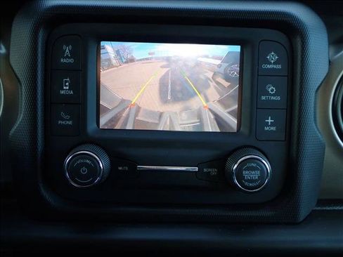 Used 2021 Jeep Wrangler Unlimited Sport image 16