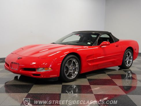 Used 1999 Chevrolet Corvette Convertible w/ Memory Pkg RWD image 6