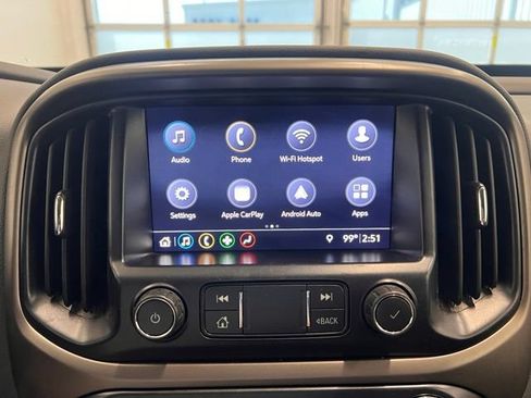 Used 2019 Chevrolet Colorado Z71 AWD/4WD image 16