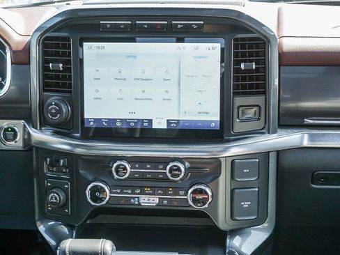 Used 2022 Ford F150 Lariat AWD/4WD image 15