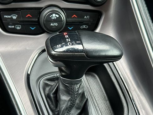 Used 2022 Dodge Challenger GT RWD image 21