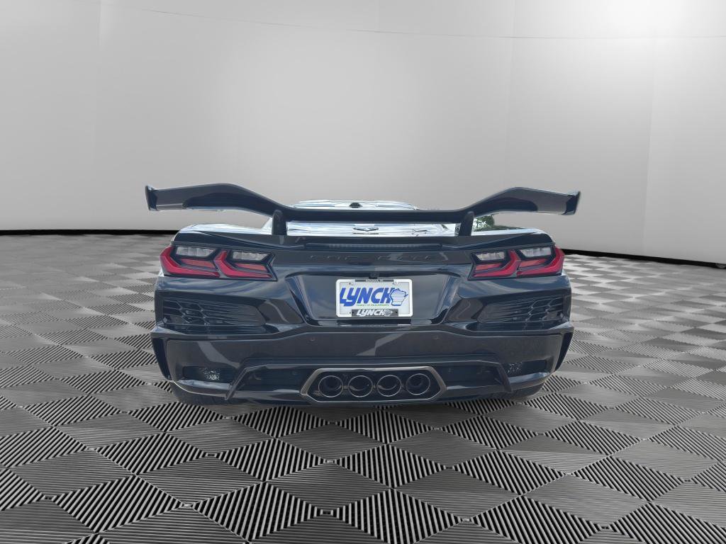 New 2027 Chevrolet Corvette Z06 w/ Z07 Performance Package RWD image 4