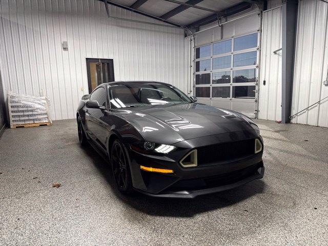Used 2018 Ford Mustang Coupe w/ Black Accent Pkg RWD image 25