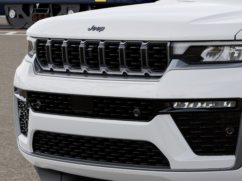 New 2027 Jeep Grand Cherokee Summit AWD/4WD image 11