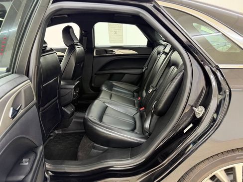 Used 2020 Lincoln MKZ AWD image 15