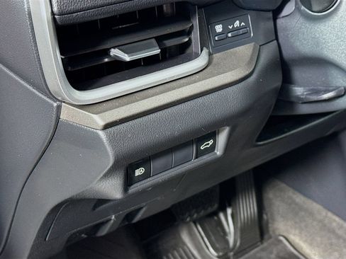 Certified 2024 Toyota Grand Highlander AWD image 9