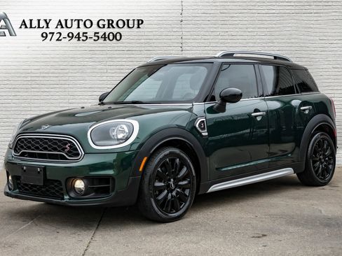 Used 2019 MINI Cooper Countryman S image 1