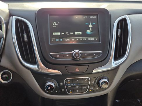 Used 2018 Chevrolet Equinox LT image 21