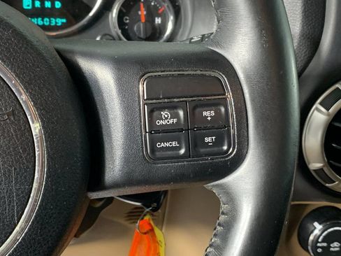 Used 2016 Jeep Wrangler Unlimited Sahara w/ Dual Top Group AWD/4WD image 21