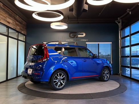 Used 2022 Kia Soul GT-Line FWD image 3