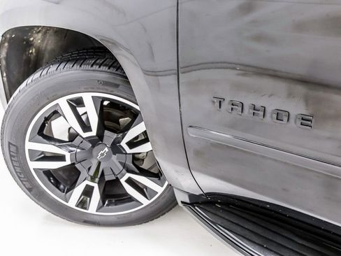 Used 2019 Chevrolet Tahoe Premier AWD/4WD image 11