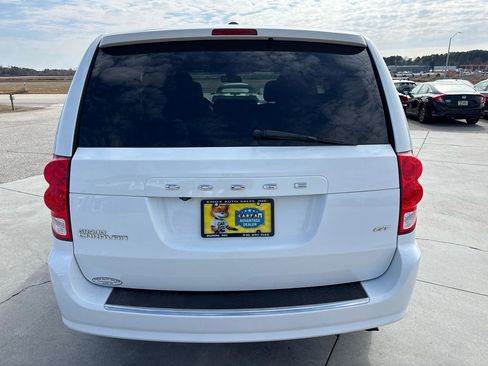 Used 2020 Dodge Grand Caravan GT image 5