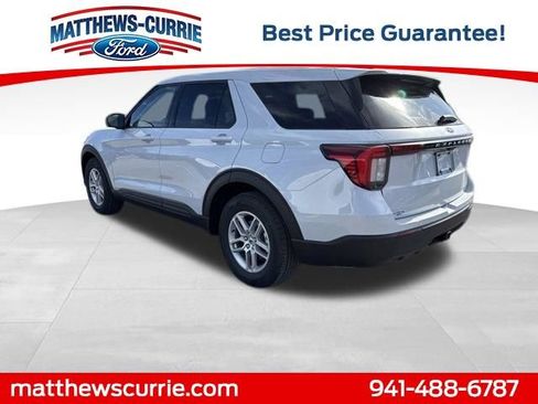 New 2026 Ford Explorer Active RWD image 7