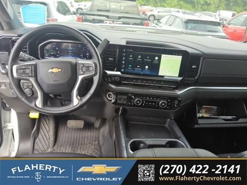 Used 2025 Chevrolet Silverado 2500 LTZ w/ LTZ Premium Package AWD/4WD image 2