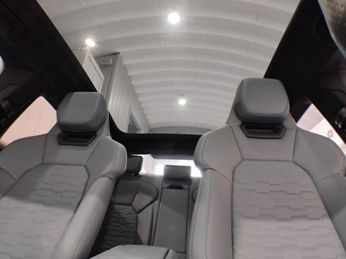 Used 2022 Audi e-tron GT Prestige w/ Prestige Package image 47