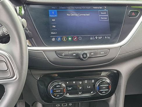 Used 2022 Buick Encore GX Select image 12