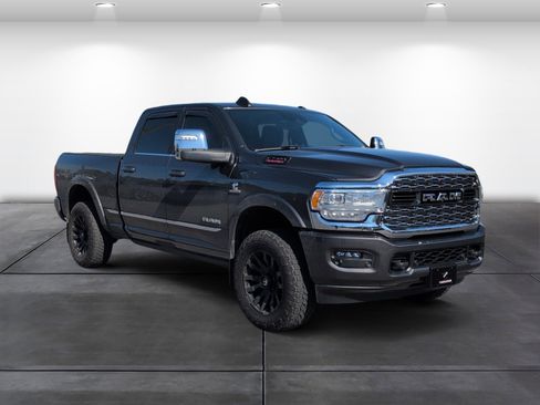 Used 2024 RAM 2500 Limited image 2