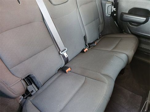 Used 2023 Jeep Wrangler Willys image 27