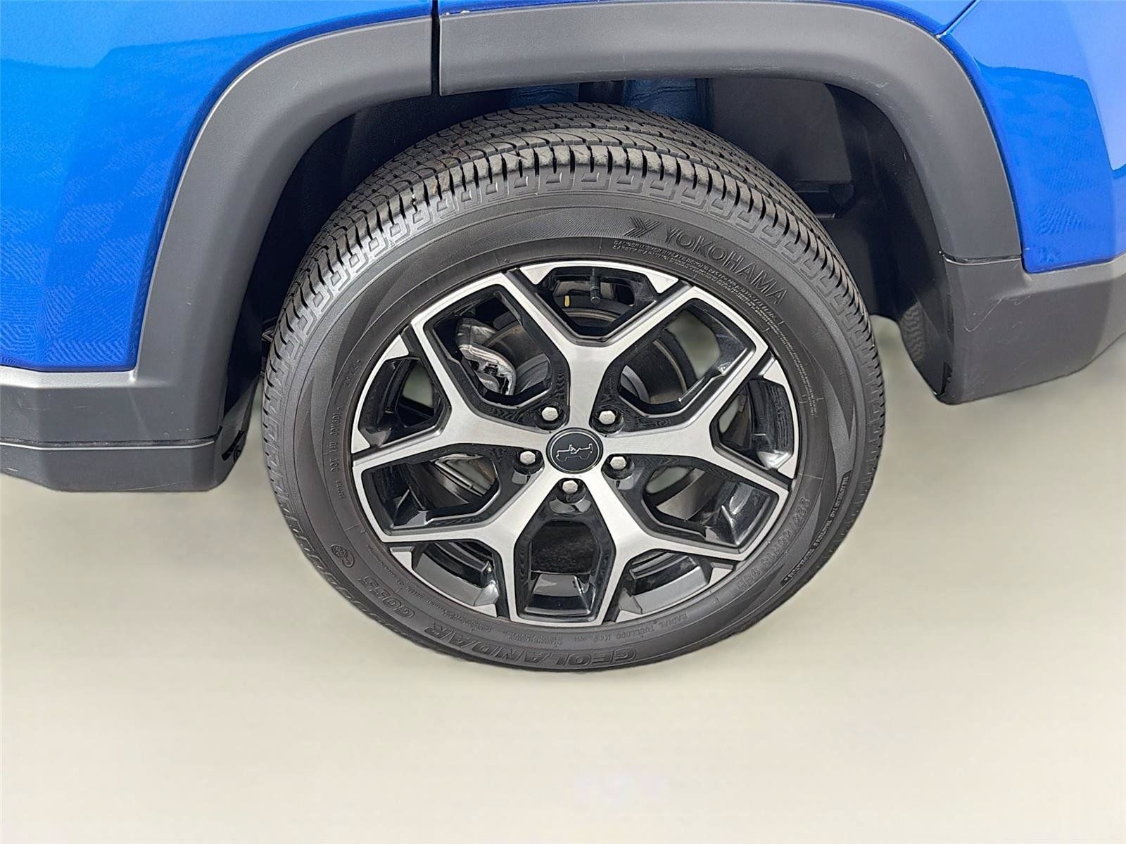 Used 2025 Jeep Compass Limited AWD/4WD image 34