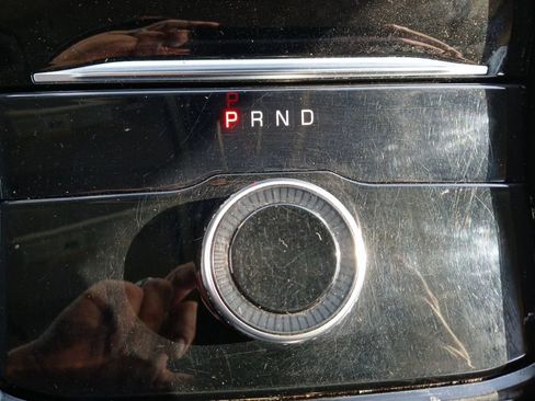 Used 2023 Jeep Grand Cherokee L Laredo RWD image 20