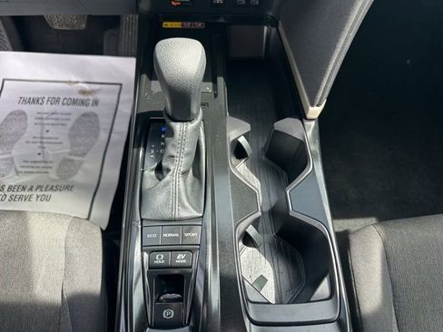 Used 2025 Toyota Camry LE FWD image 21
