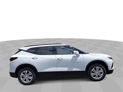 Certified 2022 Chevrolet Blazer LT image 9